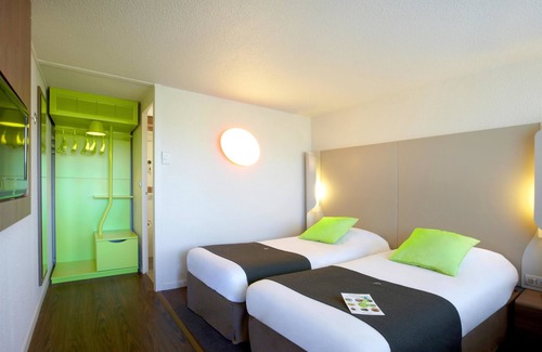 Saint-Egreve Hotel | Hotel Campanile Grenoble Nord - Saint Egrève