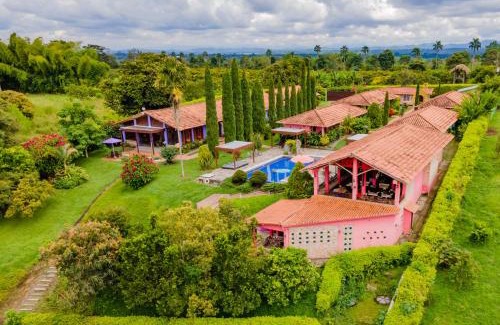 Armenia Hotel | Hotel Campestre Solar De La Luna