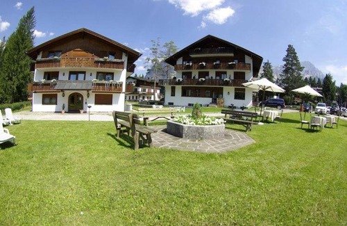 Cortina d'Ampezzo Hotel | Hotel Capannina