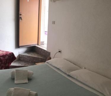 Lavena Ponte Tresa Hotel | Hotel Carillon