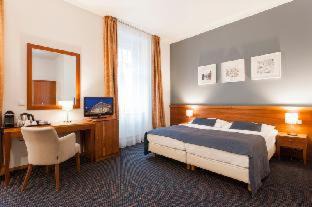 Prague 9 Hotel | Hotel Carol