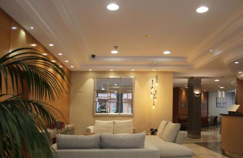 Las Campas y San Claudio Hotel | Hotel Carreño