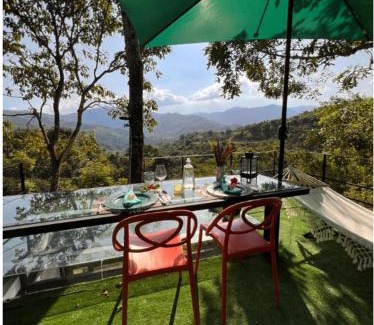 Villeta Hotel | Hotel Casa Ambrosia