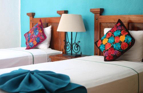 South Shore Hotel Area Hotel | Hotel Casa Iguana Mismaloya