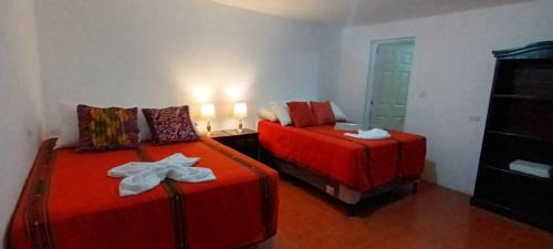Antigua Guatemala Cama Y Desayuno | Hotel CASA PIMIENTAL