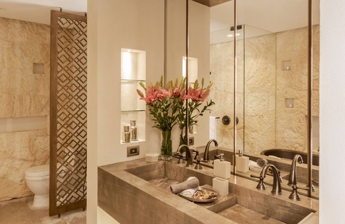 San Felipe del Agua Hotel | Hotel Casa Santo Origen