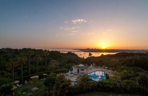 Ferragudo Hotel | Hotel Casabela