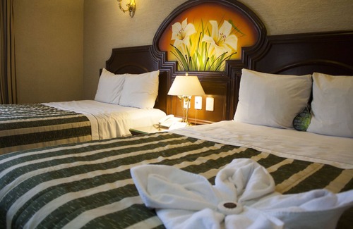 Downtown Guadalajara Hotel | Hotel Casino Plaza