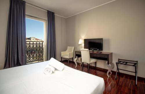 Novara Hotel | Hotel Cavour by LVG Hotel Collection