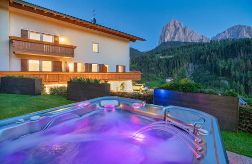Santa Cristina Val Gardena Casa | Hotel Ciamp