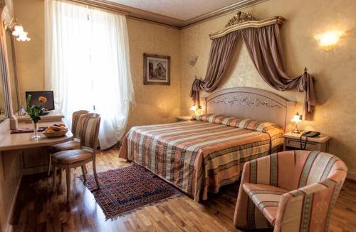 Verona City Centre Hotel | Hotel Colomba d'Oro