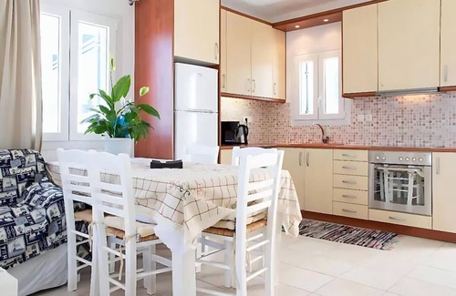 Piso Livadi Hotel | Hotel Corali