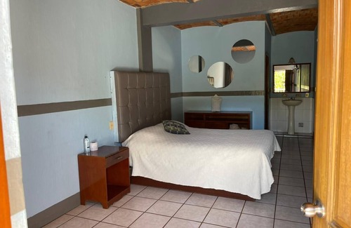 Etzatlan Hotel | HOTEL CUATRO CAMINOS ETZATLAN Hotel con ambiente familiar,5 minutos del centro