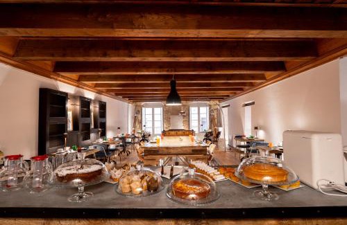Historic Castle District Hotel | Hotel D H Lawrence