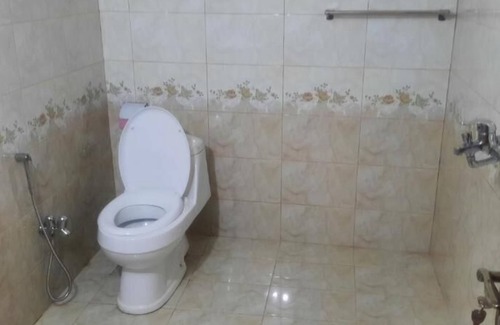 Lahore Hotel | Hotel Day In Emporium