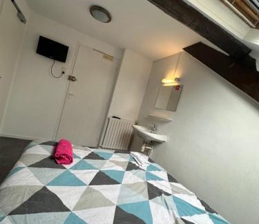 Tarbes Casa | Hotel de la Gare Chambre Simple