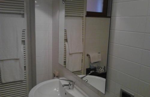 Torri del Benaco Hotel | Hotel Del Porto