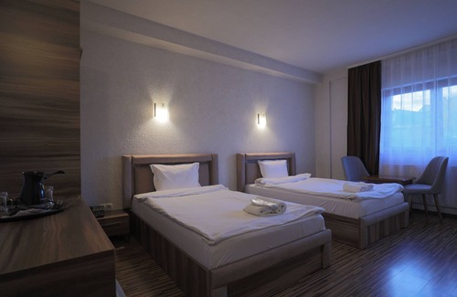 Pristina Hotel | Hotel Denis & Spa