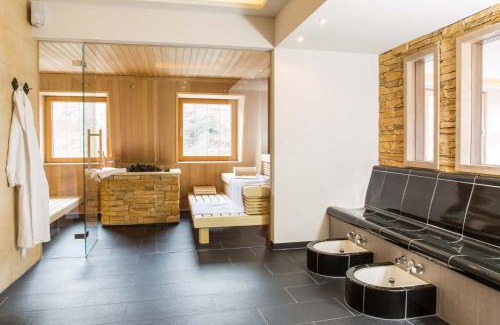 Rachtig Casa | Hotel Deutschherrenhof