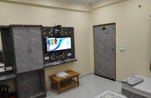 Faizabad Hotel | Hotel Dev Inn Ayodhya