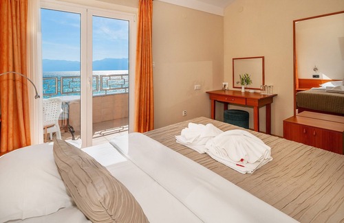 Baska Hotel | Hotel Dobrovit