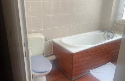 Auxerre Hotel | Hotel Du Commerce
