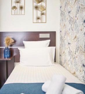 Saint-Raphael Hotel | Hotel du Vieux Port