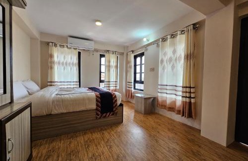 Bhaktapur Hotel | Hotel Durbar Side