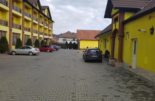Medias Hotel | Hotel Edelweiss