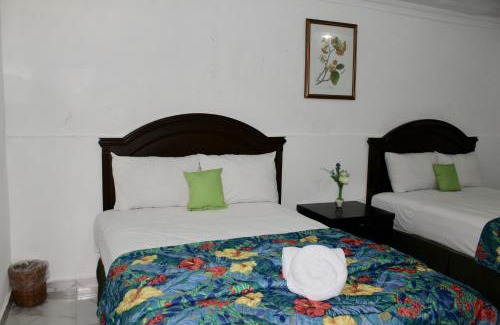 Barrio de Santiago Hotel | Hotel El Cid