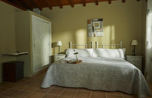 Candeleda Hotel | Hotel El Mirlo Blanco