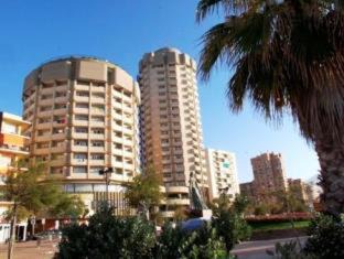 Fuengirola City Centre Hotel | Hotel El Puerto by Pierre Vacances