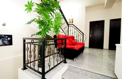 Vake-Saburtalo Hotel | Hotel Ellegance