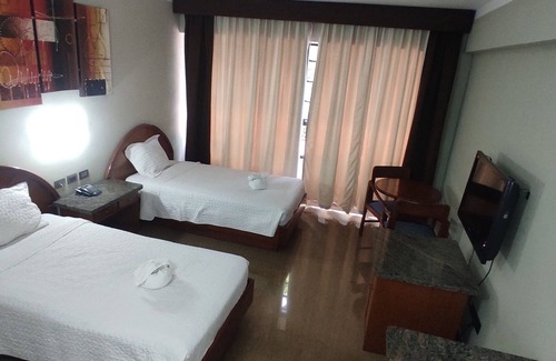 Valencia Hotel | Hotel Emperador