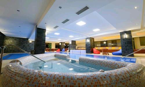 Poiana Brasov Hotel | Hotel Escalade