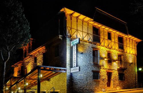 La Virgen de la Vega Hotel | Hotel Esther