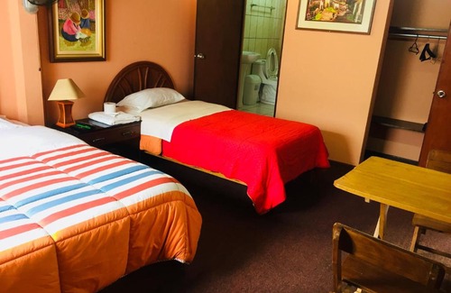 Santa Cruz Hotel | Hotel Excalibur