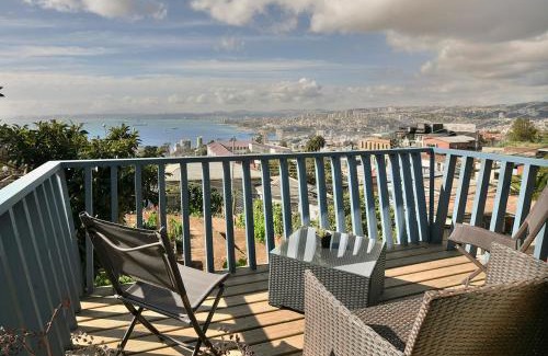 Valparaiso Hotel | Hotel Faro Azul Valparaíso Cerro Alegre