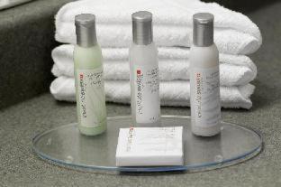 Quartier des Spectacles Hotel | Hotel Faubourg Montreal Centre-Ville Downtown