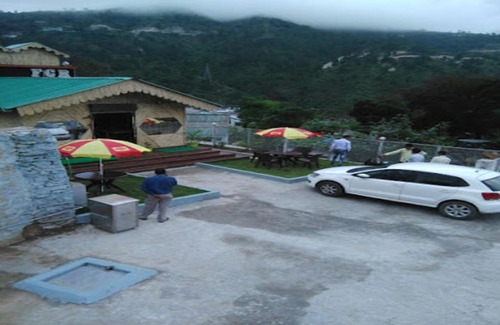 Chamba Hotel | Hotel Friends Club Resort & Restaurant