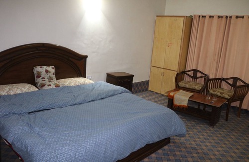 Nathia Gali Hotel | Hotel Galiyat Continental
