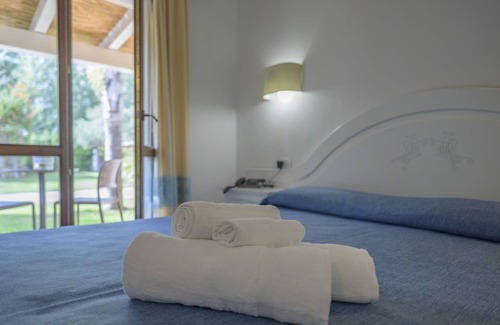 Cala Sinzias Hotel | Hotel Garden Beach