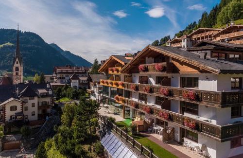 Santa Cristina Val Gardena Hotel | Hotel Garnì Gardena - Appartments
