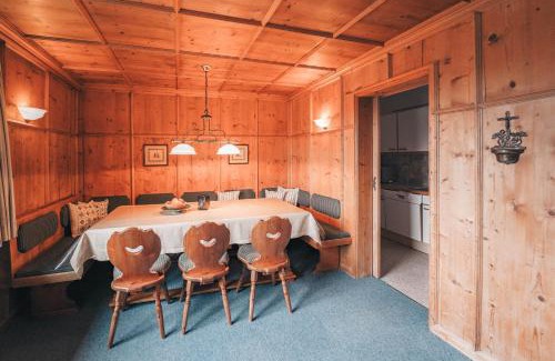 Sankt Anton am Arlberg Casa | Hotel Garni Almjur