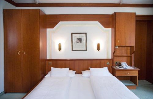 Vorderlanersbach Hotel | Hotel-Garni Jakober - B&B und Appartements