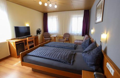 Otigheim Casa | Hotel Garni KAMBEITZ