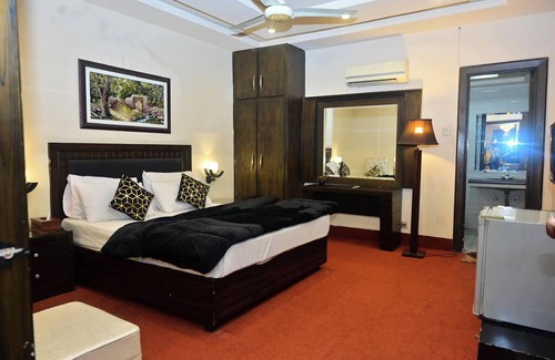 Faisalabad Hotel | Hotel Gate Way