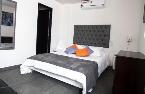 Villeta Hotel | Hotel Grand H&R