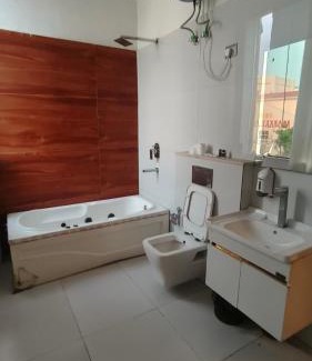 Indirapuram Casa | Hotel Grand Zion