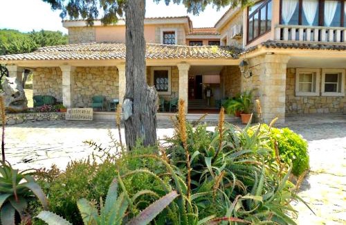 Arzachena Hotel | Hotel Grazia Deledda